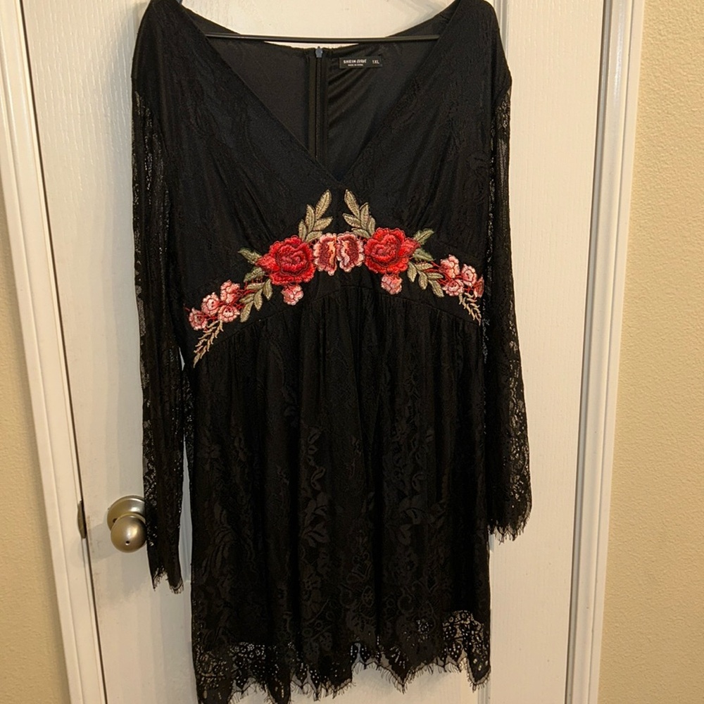 Beautiful black dress